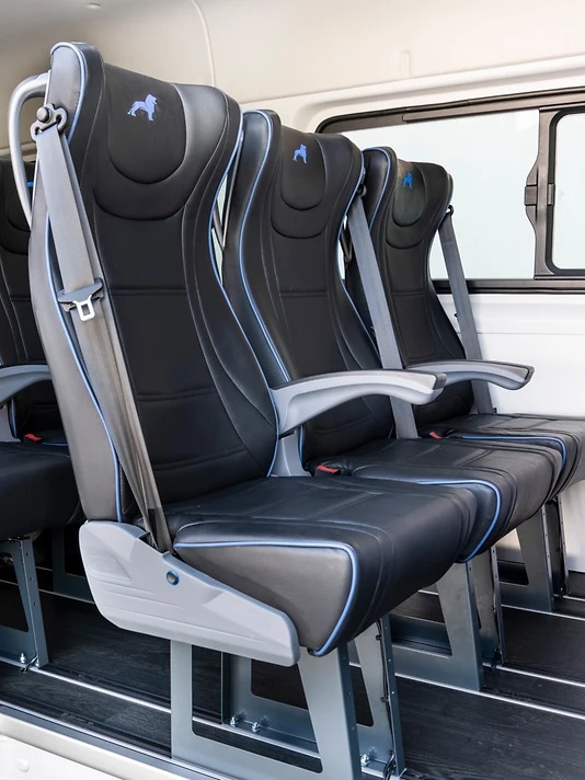 Різні типи сидінь