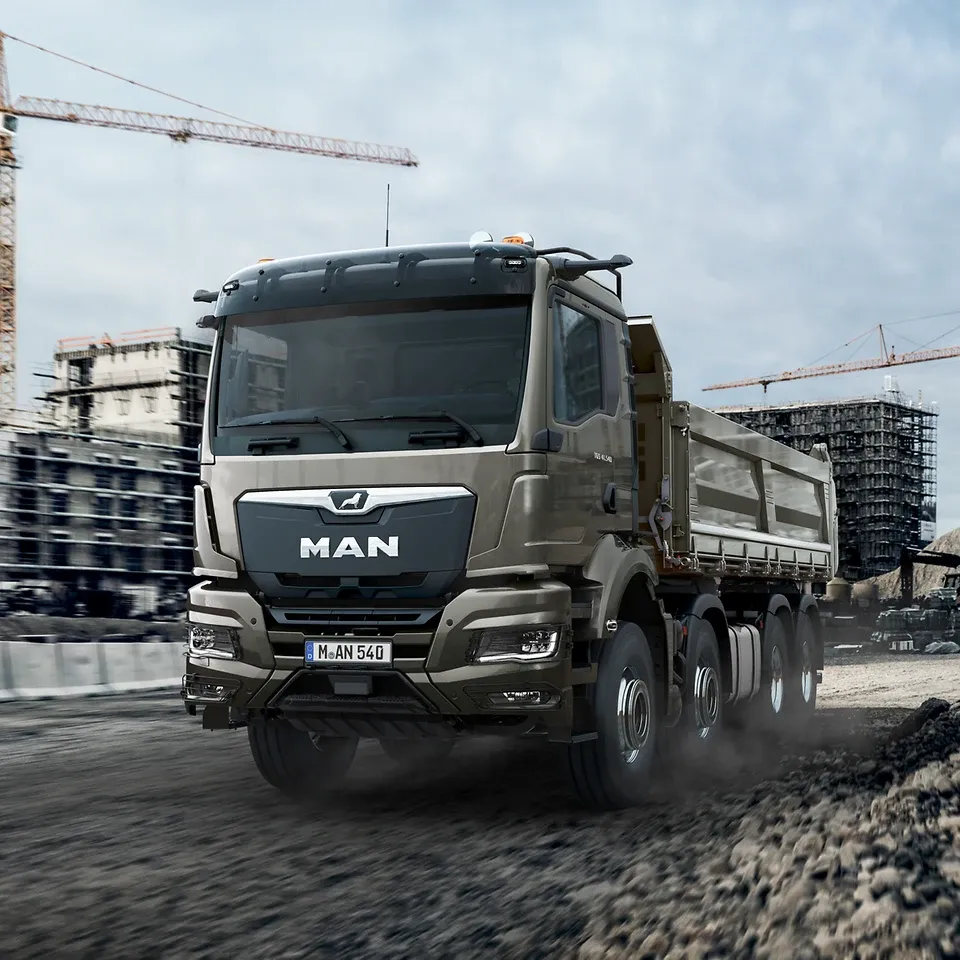 Автомобілі для будівництва та бетонозмішувачі