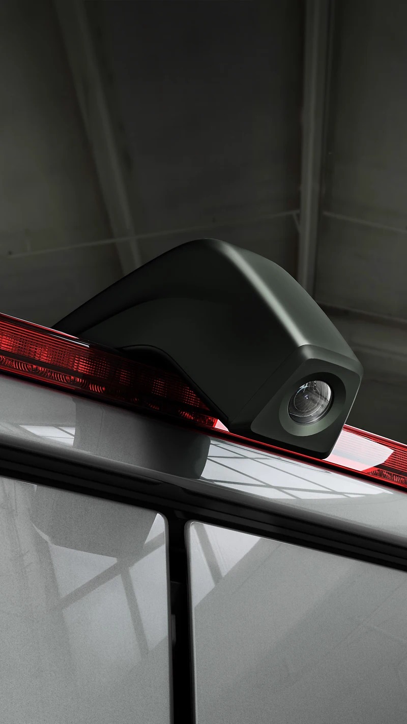 Огляд під час маневрування завдяки камері заднього огляду